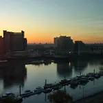 Newly Furbished Chelsea Flat Next To Thames