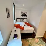 Central London 1-Bedroom Cozy Budget Apartment, Edgware Road