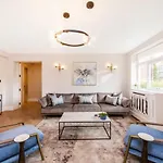 Ultra Luxury Central London 3Bed Apartment