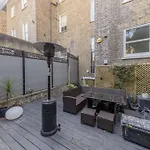 Unique Luxury Home In The Heart Of London. Air Conditioned With Private Garden