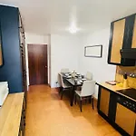 Piccadilly, Mayfair, London Apartments