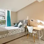 Canal Side Luxury 1 Bed Chelsea