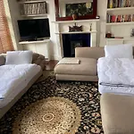 Camden Bachelor Pad , Best Location In Camden , Ideal Space For Small Family