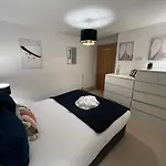 Comfort 2 Bedroom Flat Fulham