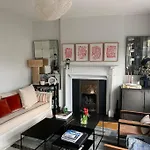 Beautiful Flat In Fulham!