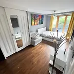 Modern Apt 15Min To Liverpool St