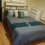 Huge Room Blacony In London Bridge