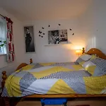 Nomad Room, 650 Mbps Internet By Unlock Rentals