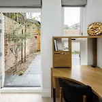 Stylish 2 Bedroom 2 Bathroom In Notting Hill