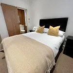 Spacious 2Bed/2Bath Flat Next To London Eye