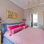 3 Bed House In Fulham