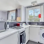 Aryas Apartments London