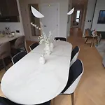Beautiful 2-Bed Apartment In London