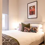 Stunning Two Bedroom Luxe City View Near To Kings Cross Station
