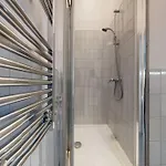 Small Studio In Notting Hill