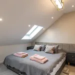 Beautiful 2-Bed Apartment In London