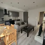 Flat 5 Crawford St, 1 Bedroom, 1 Bathroom Flat