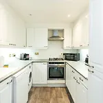 Spacious 2 Bedroom / Gloucester Road / Kensington