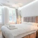 Beautifully Refurbished 2Bd Flat - Earl\'S Court!