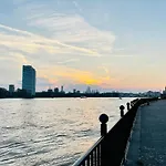 Riverside Deluxe Double Room E14