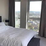 Stunning City Penthouse With 360 - Skyline View