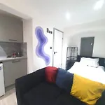Amazing Studio Apartments Lewisham Way/Greenwich London