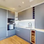 Splendid 1Bd Flat With A Terrace In Maida Hill