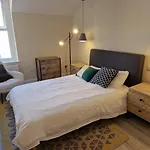 Luxury London Oasis