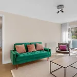 Belgravia Apartment 8