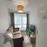 London Oldbury House Rooms