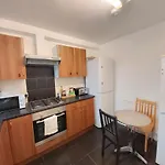 London Oldbury House Rooms