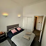 Lovely One Bedroom Appartment In Marylebone Central London - 4 People
