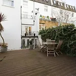 Cozy 2-Bedroom Retreat With Modern Amenities