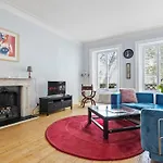 Germaine Greer\'S Legacy Flat In Hyde Park, Central London