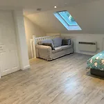 Lovely Self Contained Loft Studio - 33As4