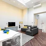 2-Br Apartment For 6 In Covent Garden With Ac
