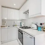 Cozy One Bedroom Apartment Next To Paddington