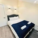 Luxurious 2 Bedroom Flat In Central London