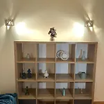 2 Bedroom Flat In Leicester Square