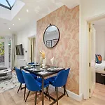 Stunning 3-Bedroom In London - Sleeps 8