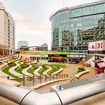 Paddington Basin View Apartment