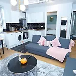 Sussex Garden One Bedroom Apartment