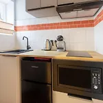 Cozy Apt In Central London