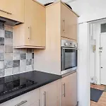 Serviced Apartments Golders Green London Nw11
