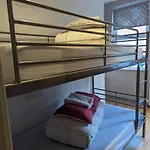 Hostel Rooms In Camden