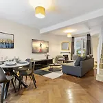Luxurious 2-Bed Villa With Private Sauna By Dena Elite Collection