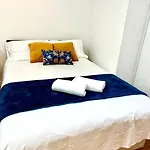 Brilliant One Bedroom Flat In London