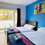 Modern Studio Near Bethnal Green