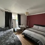 Large Room With Two Bed In Central London