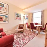 Smart Flat Near Pimlico Tube